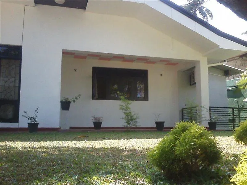 Bed & Breakfast Mazz Homestay Negombo Šrí Lanka