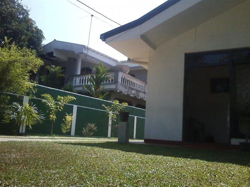 Mazz Homestay 0*, Negombo